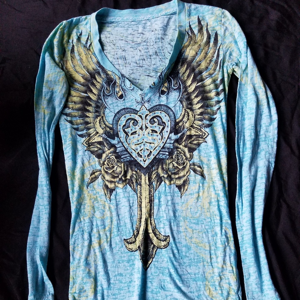 COPY - Sinful Long sleeve v neck t shirt Wings he…